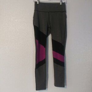 Yitong women's size (S\M) gray, black and purple active wear pants